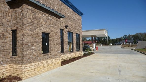 Restaurant Space attached to Marathon C-Store: 1911 MS-471, Brandon, MS 39047